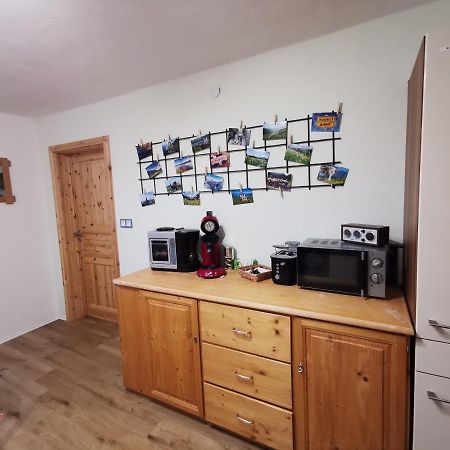Apartment Auszeit Mit Kueche Viel Ruhe Und Natur Untrasried Luaran gambar