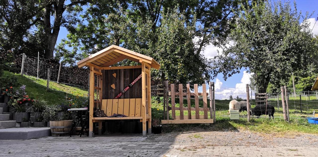 Apartment Auszeit Mit Kueche Viel Ruhe Und Natur Untrasried Luaran gambar